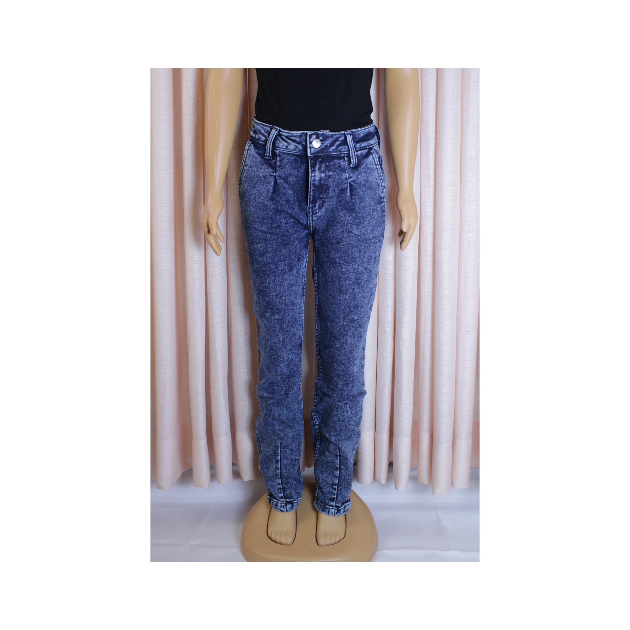Picture of HEM DART STRAIGHT JEANS